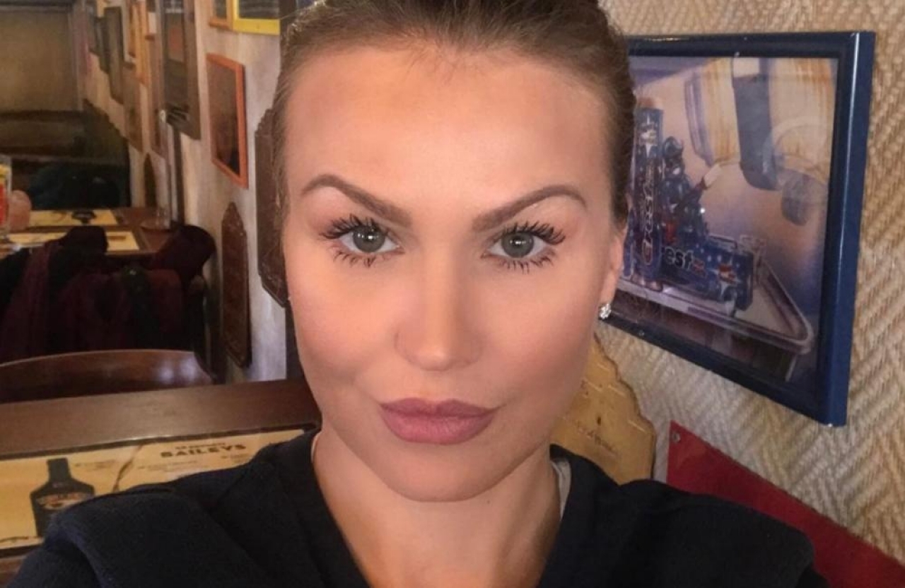 2019 year - May Collins 2019 year